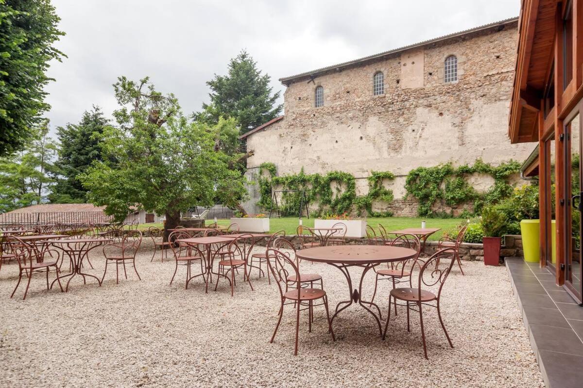 ホテル Domaine Le Prieure Chaumont-le-Bourg エクステリア 写真