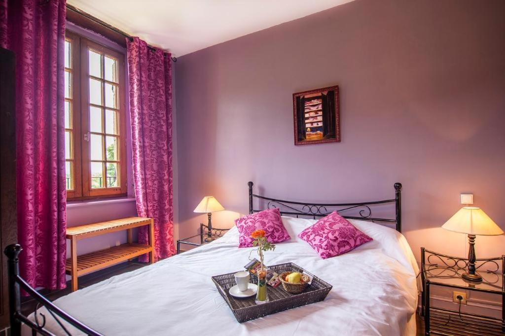 ホテル Domaine Le Prieure Chaumont-le-Bourg エクステリア 写真
