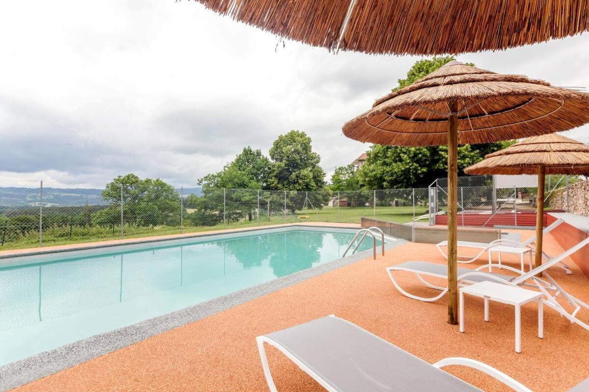 ホテル Domaine Le Prieure Chaumont-le-Bourg エクステリア 写真