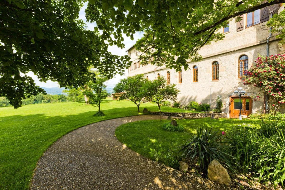 ホテル Domaine Le Prieure Chaumont-le-Bourg エクステリア 写真