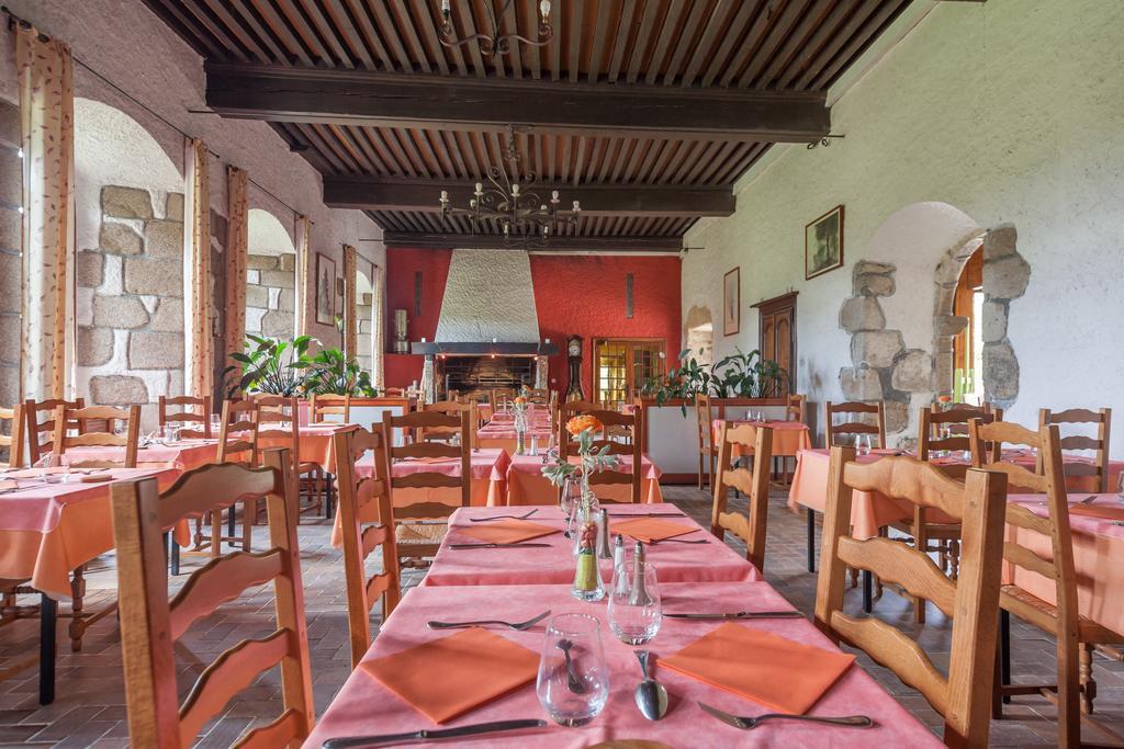 ホテル Domaine Le Prieure Chaumont-le-Bourg エクステリア 写真