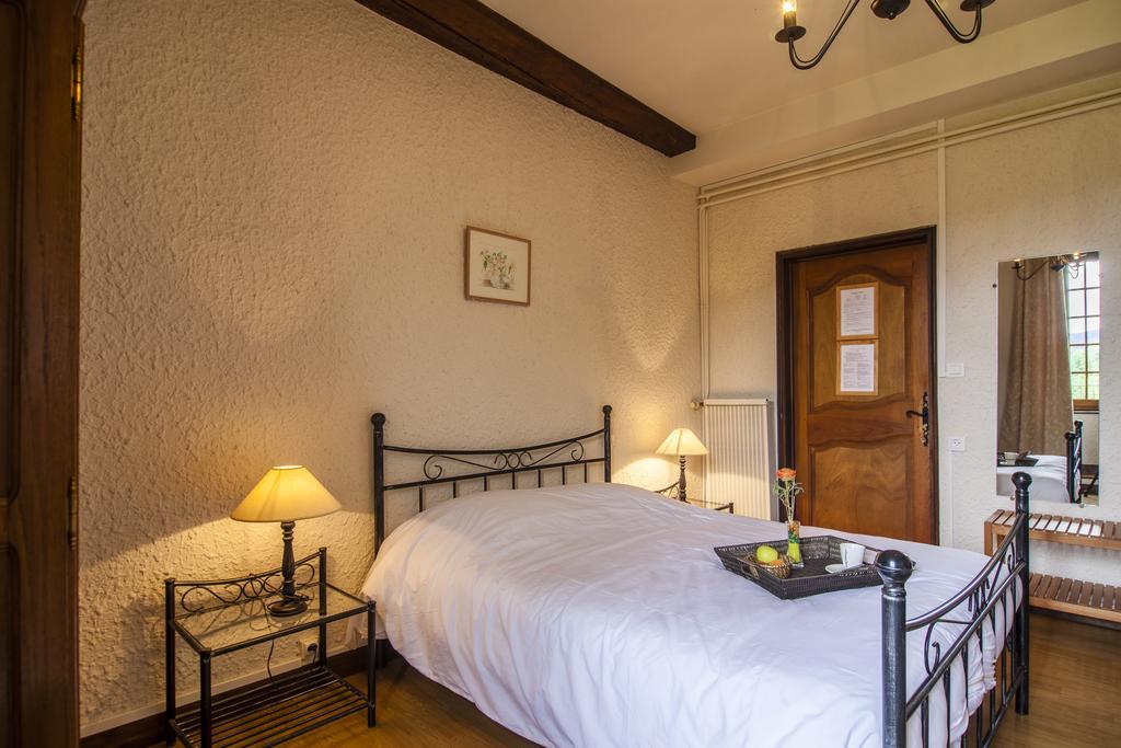 ホテル Domaine Le Prieure Chaumont-le-Bourg エクステリア 写真
